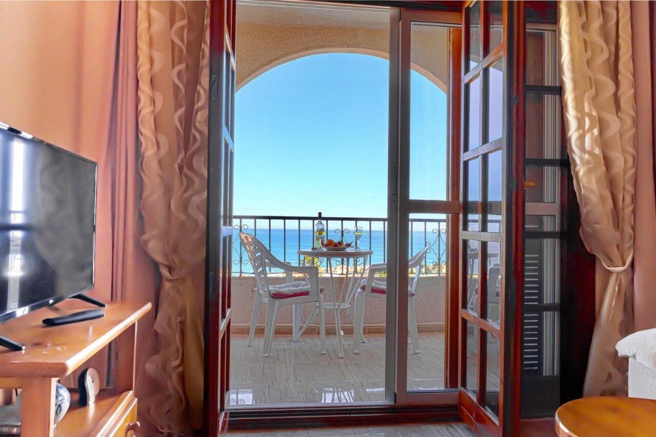Beautiful Apartment Near Lamata Beach With Panorama Sea View!!! 또레비에하 외부 사진