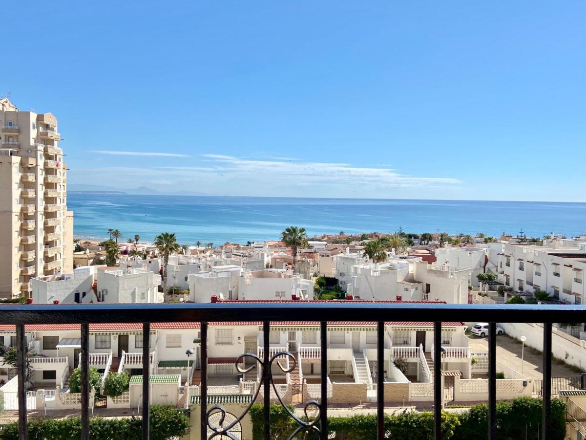 Beautiful Apartment Near Lamata Beach With Panorama Sea View!!! 또레비에하 외부 사진