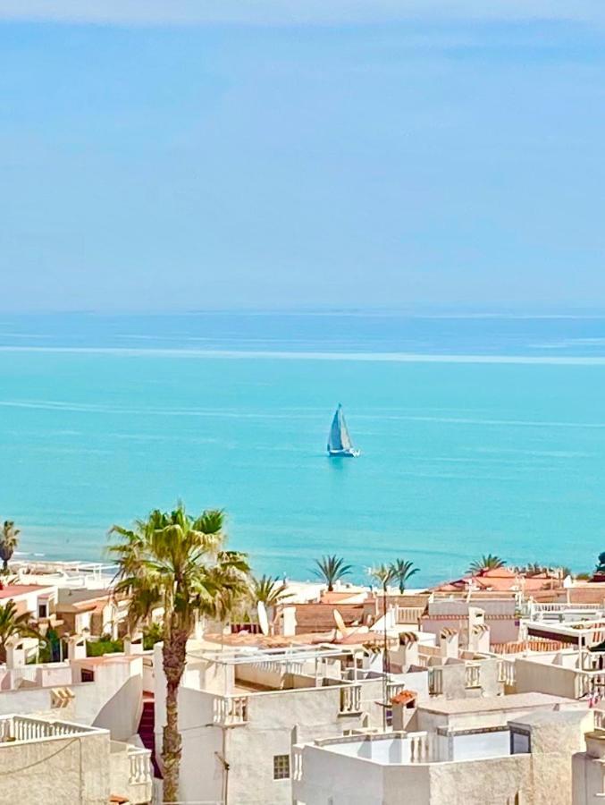 Beautiful Apartment Near Lamata Beach With Panorama Sea View!!! 또레비에하 외부 사진