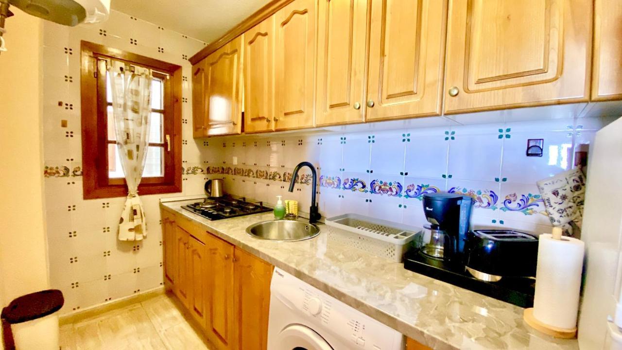 Beautiful Apartment Near Lamata Beach With Panorama Sea View!!! 또레비에하 외부 사진